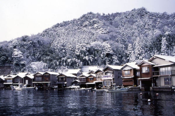 <京都>本場丹後で冬の味覚と絶景満喫の1日 豪華海鮮!かに・ぶり・あわび御膳 ズワイガニ姿付き!【明石・三宮出発】3